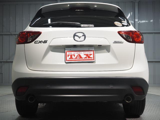 ＣＸ－５ ２０Ｓ　ワンオーナー　禁煙車　社外ＳＤナビ　バックカメラ　ｉ－ｓｔｏｐ　ＣＤ　ＤＶＤ　ＢＴ　ＤＴＶ　ステアリングスイッチ　社外ドラレコ　ＥＴＣ　キセノンヘッドライト　アダプティブフロントライティングシステム　スマートキー２個　純正１７インチアルミ（6枚目）