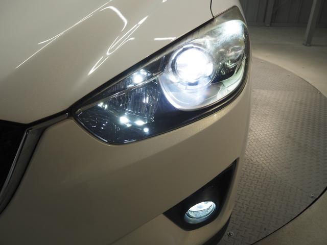 ＣＸ－５ ２０Ｓ　ワンオーナー　禁煙車　社外ＳＤナビ　バックカメラ　ｉ－ｓｔｏｐ　ＣＤ　ＤＶＤ　ＢＴ　ＤＴＶ　ステアリングスイッチ　社外ドラレコ　ＥＴＣ　キセノンヘッドライト　アダプティブフロントライティングシステム　スマートキー２個　純正１７インチアルミ（9枚目）