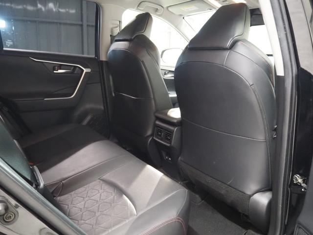 ＲＡＶ４ アドベンチャー　オフロードパッケージ　ルーフレール　禁煙　黒革シート　前席シートヒーター・シートベンチレーション　運転席電動シート　ステアリングヒーター　パワーバックドア　ディスプレイオーディオ　バックカメラ　セーフティセンス　純正ドラレコ前後　ＥＴＣ（33枚目）