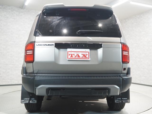 ランドクルーザー250 ZX ワンオーナー 禁煙車 サンルーフ 茶革シート 純正ナビ ルーフレール 前席&2列目シートヒーター・シートベンチレーション ステアリングヒーター パワーバックドア モデリスタプロテクターキット パノラミックビュー セーフティセンス 置くだけ充電 ETC(6枚目)