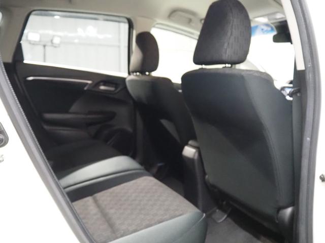 フィット 13G・Sパッケージ 禁煙車 社外SDナビ バックカメラ あんしんパッケージ F・L・Sパッケージ CTBA ECON ステアリングスイッチ ETC スマートキー CD DVD BT DTV LEDヘッドライト 純正15インチAW(31枚目)