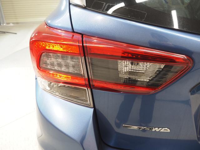 ☆県外登録費用は軽自動車１万円、普通車２．５万円☆陸送費用はお住まいの場所により異なります。お気軽にお問い合わせ下さい。