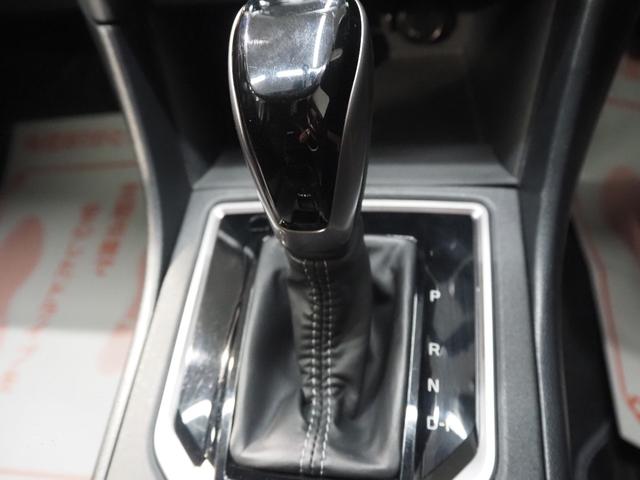 ☆４ＷＤ車です☆　４ＷＤの最大のメリットは発進性能の高さです。雪の多い地域や路面凍結、坂道や林道で性能を存分に発揮できます☆