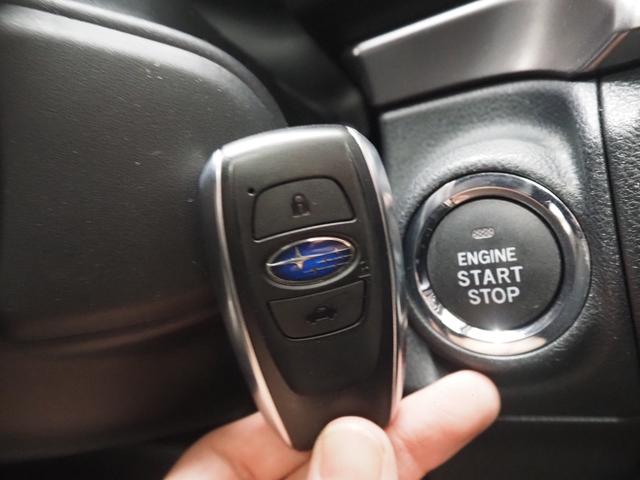 ☆スマートキー＆プッシュスタート☆　鍵をポケットやバッグに入れたままで鍵の開閉、エンジン始動が可能です♪