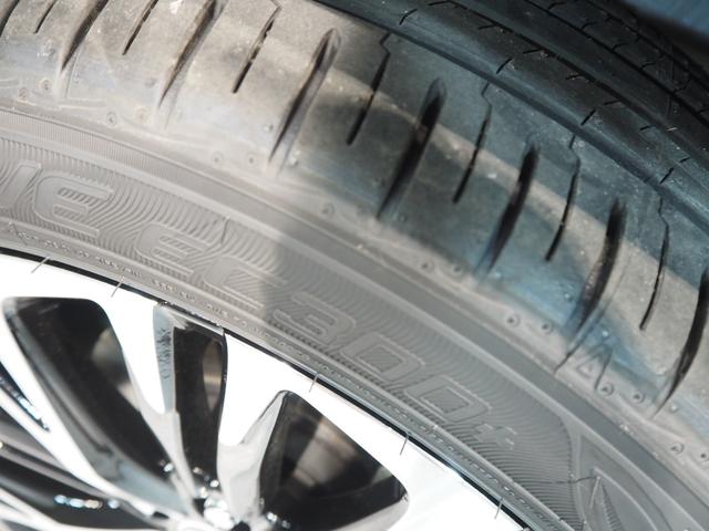 ヤリスクロス ハイブリッドＺ　登録済未使用車　禁煙車　純正ＳＤナビ　パノラミックビュー　セーフティセンス　Ａハイビーム　クリアランスソナー　レーダークルーズ　ＥＴＣ２．０　スマートキー２個　ハーフレザー　前席シートヒーター　ステアリングヒーター　純正フロアマット（16枚目）