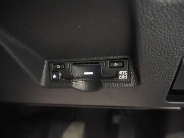 ヤリスクロス ハイブリッドＺ　登録済未使用車　禁煙車　純正ＳＤナビ　パノラミックビュー　セーフティセンス　Ａハイビーム　クリアランスソナー　レーダークルーズ　ＥＴＣ２．０　スマートキー２個　ハーフレザー　前席シートヒーター　ステアリングヒーター　純正フロアマット（45枚目）