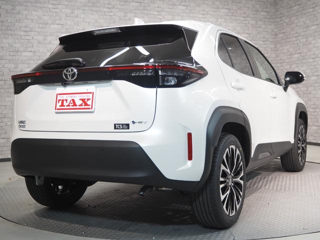 ヤリスクロス ハイブリッドＺ　登録済未使用車　禁煙車　純正ＳＤナビ　パノラミックビュー　セーフティセンス　Ａハイビーム　クリアランスソナー　レーダークルーズ　ＥＴＣ２．０　スマートキー２個　ハーフレザー　前席シートヒーター　ステアリングヒーター　純正フロアマット（54枚目）