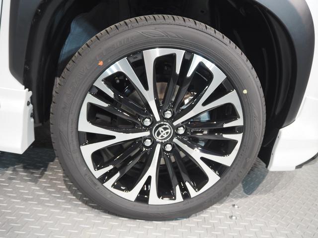 ヤリスクロス ハイブリッドZ モデリスタフルエアロ 登録済未使用車 禁煙車 純正DAナビ パノラミックビューモニター セーフティセンス クリアランスソナー Aハイビーム ETC2.0 スマートキー2個 ステアリングヒーター ハーフレザー 前席シートヒーター 運転席電動シート(17枚目)