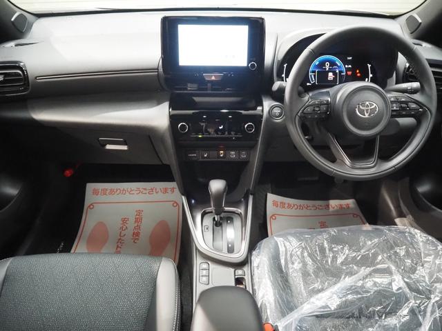 ヤリスクロス ハイブリッドZ モデリスタフルエアロ 登録済未使用車 禁煙車 純正DAナビ パノラミックビューモニター セーフティセンス クリアランスソナー Aハイビーム ETC2.0 スマートキー2個 ステアリングヒーター ハーフレザー 前席シートヒーター 運転席電動シート(25枚目)