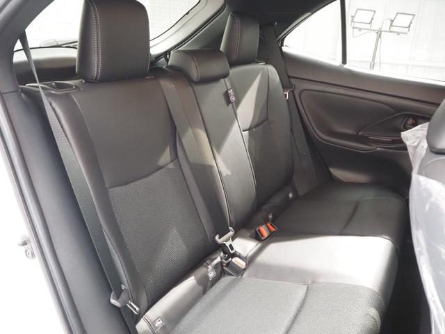 ヤリスクロス ハイブリッドZ モデリスタフルエアロ 登録済未使用車 禁煙車 純正DAナビ パノラミックビューモニター セーフティセンス クリアランスソナー Aハイビーム ETC2.0 スマートキー2個 ステアリングヒーター ハーフレザー 前席シートヒーター 運転席電動シート(31枚目)