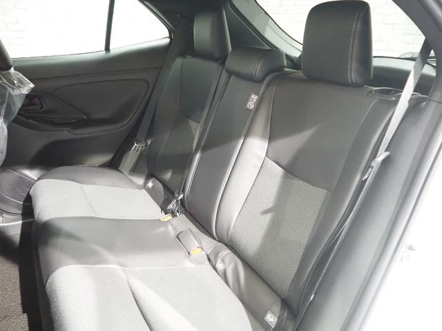 ヤリスクロス ハイブリッドZ モデリスタフルエアロ 登録済未使用車 禁煙車 純正DAナビ パノラミックビューモニター セーフティセンス クリアランスソナー Aハイビーム ETC2.0 スマートキー2個 ステアリングヒーター ハーフレザー 前席シートヒーター 運転席電動シート(32枚目)