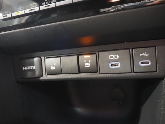 ヤリスクロス ハイブリッドZ モデリスタフルエアロ 登録済未使用車 禁煙車 純正DAナビ パノラミックビューモニター セーフティセンス クリアランスソナー Aハイビーム ETC2.0 スマートキー2個 ステアリングヒーター ハーフレザー 前席シートヒーター 運転席電動シート(40枚目)