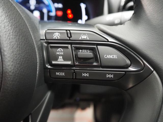 ヤリスクロス ハイブリッドZ モデリスタフルエアロ 登録済未使用車 禁煙車 純正DAナビ パノラミックビューモニター セーフティセンス クリアランスソナー Aハイビーム ETC2.0 スマートキー2個 ステアリングヒーター ハーフレザー 前席シートヒーター 運転席電動シート(44枚目)