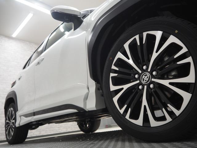 ヤリスクロス ハイブリッドZ モデリスタフルエアロ 登録済未使用車 禁煙車 純正DAナビ パノラミックビューモニター セーフティセンス クリアランスソナー Aハイビーム ETC2.0 スマートキー2個 ステアリングヒーター ハーフレザー 前席シートヒーター 運転席電動シート(53枚目)