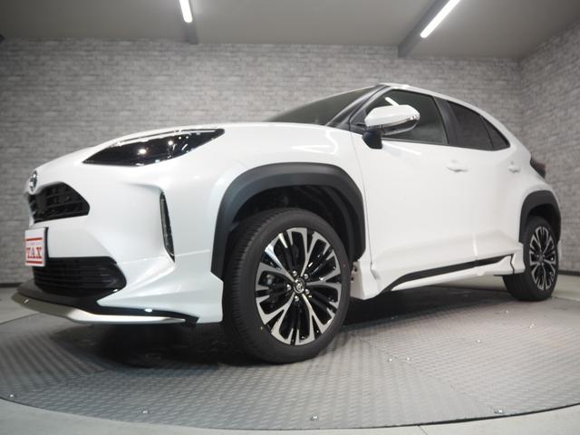 ヤリスクロス ハイブリッドZ モデリスタフルエアロ 登録済未使用車 禁煙車 純正DAナビ パノラミックビューモニター セーフティセンス クリアランスソナー Aハイビーム ETC2.0 スマートキー2個 ステアリングヒーター ハーフレザー 前席シートヒーター 運転席電動シート(56枚目)