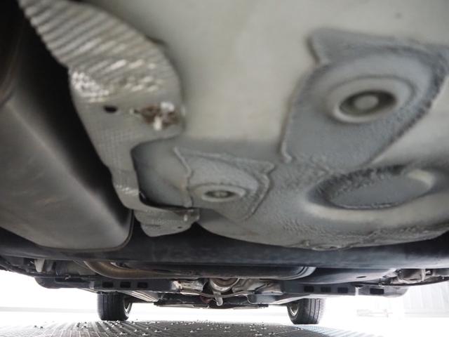 ポロ ＴＳＩコンフォートライン　禁煙車　社外ナビ　キセノンライト　ＥＴＣ　キーレス　スペアキー　リアソナー　純正１５インチアルミ　保証書　記録簿　取説有（14枚目）