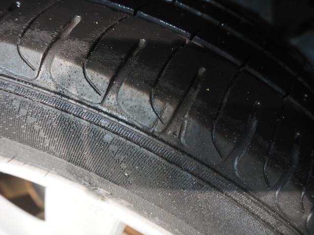 ポロ ＴＳＩコンフォートライン　禁煙車　社外ナビ　キセノンライト　ＥＴＣ　キーレス　スペアキー　リアソナー　純正１５インチアルミ　保証書　記録簿　取説有（22枚目）