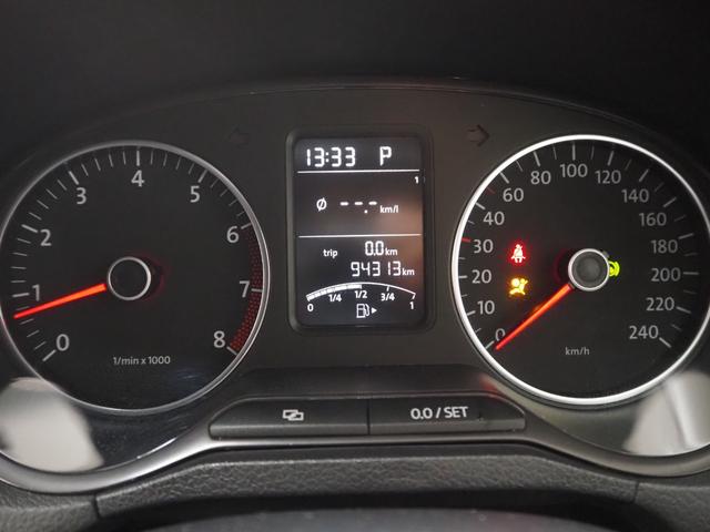 ポロ ＴＳＩコンフォートライン　禁煙車　社外ナビ　キセノンライト　ＥＴＣ　キーレス　スペアキー　リアソナー　純正１５インチアルミ　保証書　記録簿　取説有（28枚目）