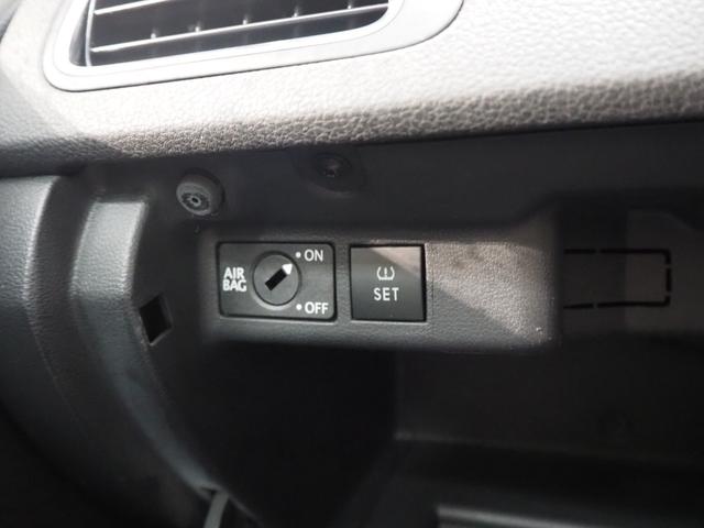 ポロ ＴＳＩコンフォートライン　禁煙車　社外ナビ　キセノンライト　ＥＴＣ　キーレス　スペアキー　リアソナー　純正１５インチアルミ　保証書　記録簿　取説有（38枚目）