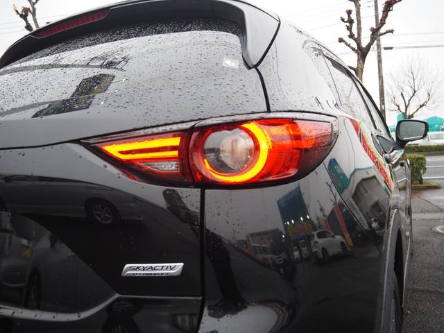 ＣＸ－５ ２５Ｓ　Ｌパッケージ　２５Ｓ　Ｌパッケージ（５名）　雹凹み有　メーカーナビ　黒革シート　パワーバックドア　純正１９アルミ　ＬＥＤヘッドライト　ＥＴＣ　バックカメラ　シートヒーター　パワーシート　ステアリングヒーター（11枚目）
