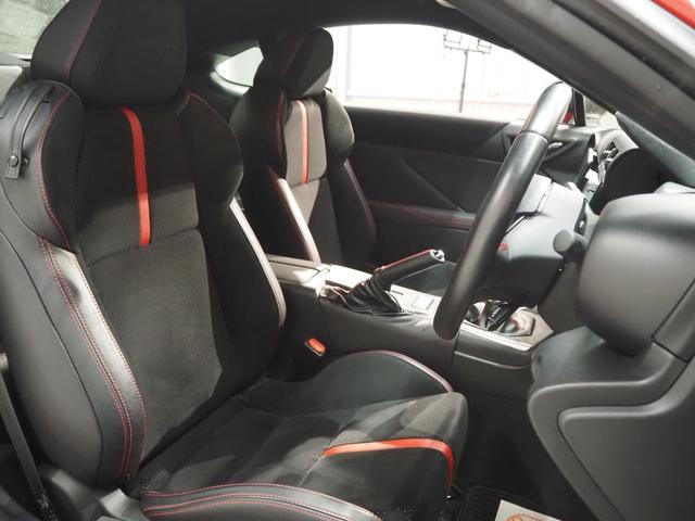 ＢＲＺ Ｓ　ＧＲ仕様フロントバンパー　ワンオーナー　禁煙車　社外ディスプレイオーディオ　バックカメラ　ＢＴ　アイサイト　レーダークルーズ　Ｒソナー　ＳＲＨ　ステアリングスイッチ　ＥＴＣ　スマートキー２個　ハーフレザー　前席シートヒーター　ＬＥＤヘッドライト（27枚目）