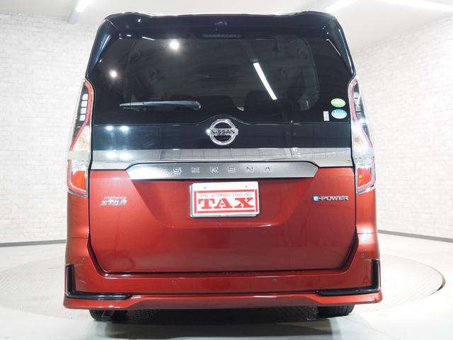 セレナ e-パワー ハイウェイスターG ワンオーナー 純正ナビ 純正後席モニター アラウンドビューM 寒冷地仕様 両側パワスラ 黒革 前席シートヒーター ステアリングヒーター プロパイロット 駐車支援 インテリジェントルームミラ- 純正ドラレコ ETC2.0(5枚目)