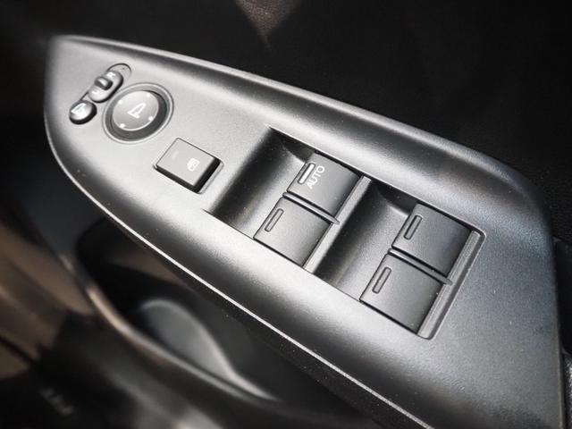 フィットハイブリッド Ｆ　禁煙車　純正ＳＤナビ　Ｂカメラ　禁煙車　純正ＳＤナビ　Ｂカメラ　ホンダセンシング　ＣＭＢＳ　路外逸脱抑制機能　レーダークルーズ　Ｆパッケージ　ＣＤ　ＤＶＤ　ＢＴ　ＤＴＶ　ＥＴＣ　社外前後ドラレコ　ＥＣＯＮ（46枚目）