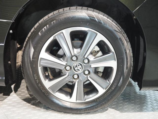 ヴォクシー ＺＳ　煌ＩＩ　ワンオーナー　禁煙車　純正９インチナビ　Ｂカメラ　両側パワスラ　セーフティセンス　ＰＣＳ　ＬＤＡ　ＰＫＳＢ　クリアランスソナー　クルコン　先行車発進告知　ＥＴＣ　ＣＤ　ＤＶＤ　ＢＴ　ＤＴＶ　ＴＶキット　社外前後ドラレコ　革調シートカバー（10枚目）