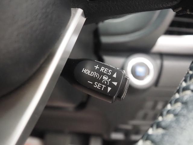 �����[�_�[�N���[�Y�R���g���[�����@�\�ߐݒ肵���ԑ����ŃN���}�������I�ɉ��������܂��I�@�O���ԂƂ̓K�؂ȎԊԋ������ێ����Ȃ���Ǐ]���s���A�h���C�o�[�̉^�]���ׂ��y�����Ă���܂��I