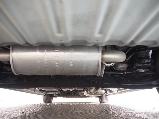 セレナ ２．０ＨスターＨＹＢＲＩＤＡシャンテ２列目Ｓ－ＵＰ　ＡＳＰ　ワンオーナー　禁煙車　両側電動スライドドア　純正ナビ　バックカメラ　後席モニター　エマージェンシーブレーキ　クルコン　ＥＴＣ　スマートキー２個　キセノンヘッドライト　純正１６インチアルミ（17枚目）