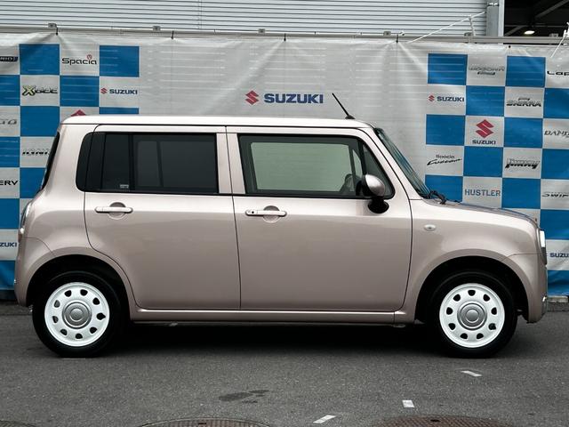 アルトラパンショコラ G 認定中古車 ワンオーナー 禁煙車 Bluetooth 純正ナビ バックカメラ エアバック 革巻きハンドル 合皮シート スマートキー アイドリングストップ ワンセグTV エアコン 取説 保証付き(12枚目)