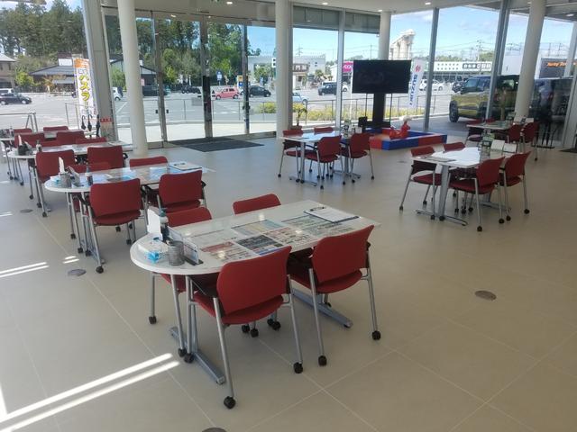 アルトラパンショコラ G 認定中古車 ワンオーナー 禁煙車 Bluetooth 純正ナビ バックカメラ エアバック 革巻きハンドル 合皮シート スマートキー アイドリングストップ ワンセグTV エアコン 取説 保証付き(78枚目)