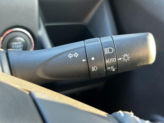 ワゴンＲカスタムＺ ハイブリッドＺＸ　ハイブリッドＺＸ（４名）　アイドリングＳＴＯＰ　キーフリーシステム　カーテンエアバック　盗難防止　シートヒータ　フルフラットシート　パワステ　エアコン　ＬＥＤランプ　ベンチシート　オートクルーズ（33枚目）