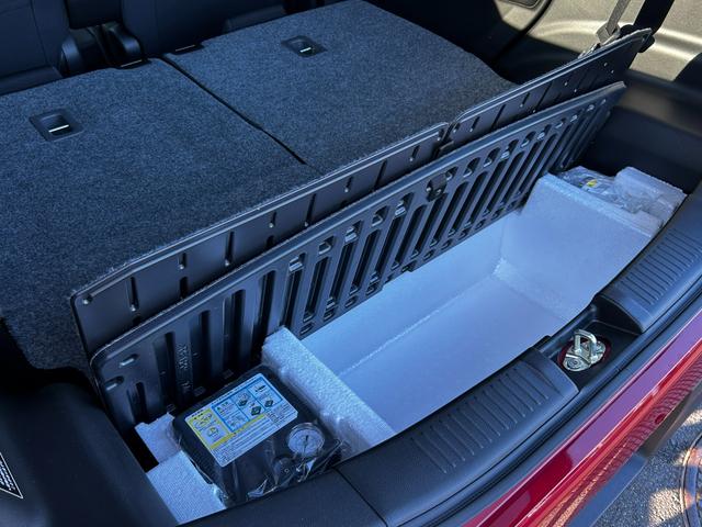 ワゴンＲカスタムＺ ハイブリッドＺＸ　ハイブリッドＺＸ（４名）　アイドリングＳＴＯＰ　キーフリーシステム　カーテンエアバック　盗難防止　シートヒータ　フルフラットシート　パワステ　エアコン　ＬＥＤランプ　ベンチシート　オートクルーズ（51枚目）