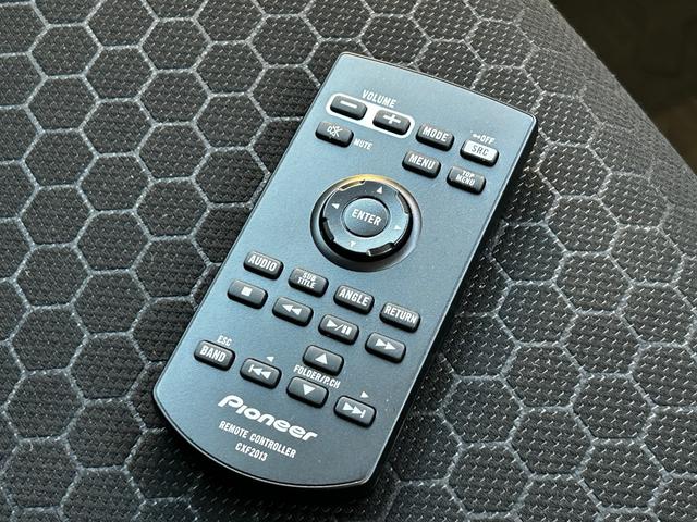 クロスビー ETC2.0 バックカメラ スマートキー 両席シートヒーター 禁煙車 ドラレコ Bluetooth 1年間走行距離無制限保証 衝突被害軽減ブレーキ LEDヘッドライト LEDフォグ ワンオーナー(23枚目)