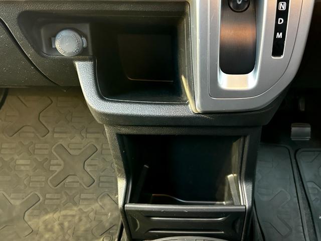 クロスビー ETC2.0 バックカメラ スマートキー 両席シートヒーター 禁煙車 ドラレコ Bluetooth 1年間走行距離無制限保証 衝突被害軽減ブレーキ LEDヘッドライト LEDフォグ ワンオーナー(29枚目)