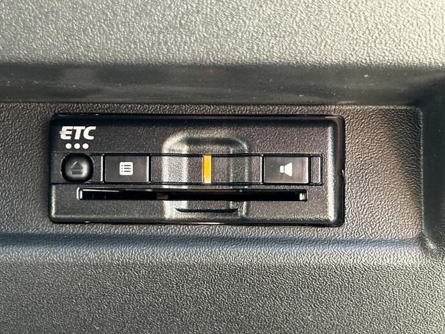 ジムニーシエラ JC 認定中古車 スズキセーフティサポート 8インチナビ ETC 前後ドライブレコーダー フルセグTV クルーズコントロール ステアリングリモコン LEDヘッドライト オートエアコン スマートキー(5枚目)