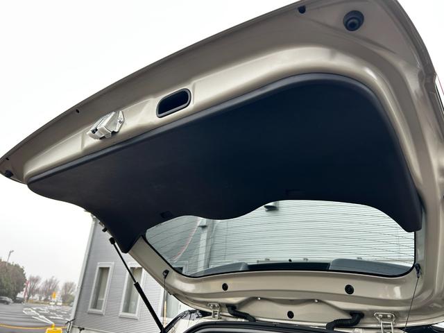 �V���[���[���ɂ̓L�b�Y�X�y�[�X���������܂��I�����Ȃ��q�l�Ƃ��ꏏ�ł����S���Ă����X���������B�����ݕ������p�ӂ��Ă��҂����Ă���܂��B