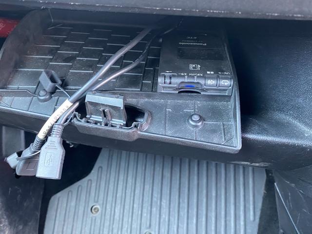 コンペティツィオーネ　タイミングベルト交換　ドライブレコーダー　ＥＴＣ　アルミホイール　ＨＩＤ　革シート　ＡＴ　盗難防止システム　ＡＢＳ　エアコン　パワーステアリング　パワーウィンドウ　インダッシュナビ　レコモン(7枚目)