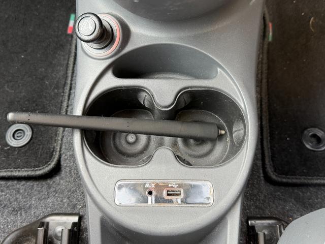 ５００ １．２　ポップ　タイミングベルト・ウォーターポンプ交換ＥＴＣ　キーレスエントリー　アイドリングストップ　ＡＴ　盗難防止システム　ＡＢＳ　ＥＳＣ　ＵＳＢ　ミュージックプレイヤー接続可　エアコン　パワーステアリング（5枚目）