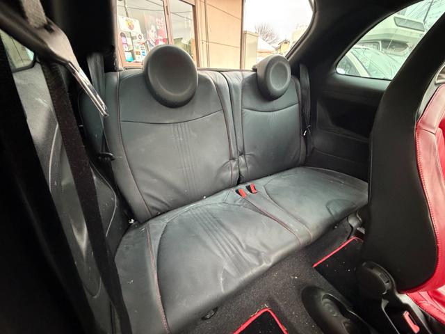 アバルト５００ ベースグレード　左ハンドル　アルミホイール　ＭＴ　ＡＢＳ　ＣＤ　エアコン　パワーステアリング　パワーウィンドウ　運転席エアバッグ　助手席エアバッグ（6枚目）