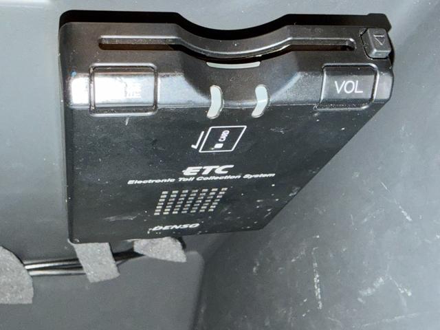 ５００ ツインエア　ラウンジ　クラッチ新品交換　サーモスタット新品交換　ラジエターサブタンク新品交換　デュアロジックオイル交換　アキュームレーター新品交換　ＥＴＣ　クリアランスソナー　アルミホイール　ＨＩＤ　ＡＴ　盗難防止システム（6枚目）