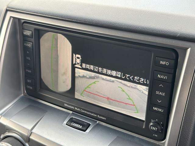 デリカD:5 G パワーパッケージ パワースライドドア 純正HDDナビゲーションシステム クルーズコントロール パドルシフト DVD再生可 バックサイドカメラ インテリジェントキー ETC フォグランプ 8人乗り タイミングチェーン(30枚目)