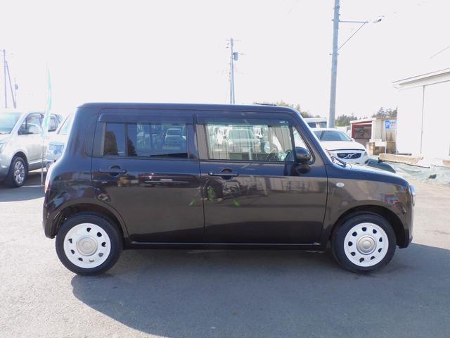 アルトラパンショコラ G ショコラ専用シート 社外ナビ地デジ バックカメラ インテリジェントキー プッシュエンジンスタート Wエアバック Bluetooth DVD再生可 HIDヘッドライト ETC タイミングチェーン式(4枚目)