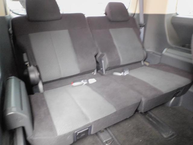 デリカD:5 G パワーパッケージ リフトアップ 両側パワースライドドア 社外アルミ クルーズコントロール パドルシフト 社外ナビ地デジTV バックカメラ ETC 社外マフラー オーバーフェンダー インテリジェントキー HID(9枚目)