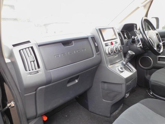 デリカD:5 G パワーパッケージ リフトアップ 両側パワースライドドア 社外アルミ クルーズコントロール パドルシフト 社外ナビ地デジTV バックカメラ ETC 社外マフラー オーバーフェンダー インテリジェントキー HID(15枚目)