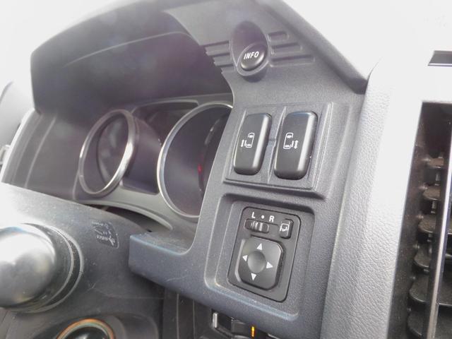 デリカD:5 G パワーパッケージ リフトアップ 両側パワースライドドア 社外アルミ クルーズコントロール パドルシフト 社外ナビ地デジTV バックカメラ ETC 社外マフラー オーバーフェンダー インテリジェントキー HID(24枚目)