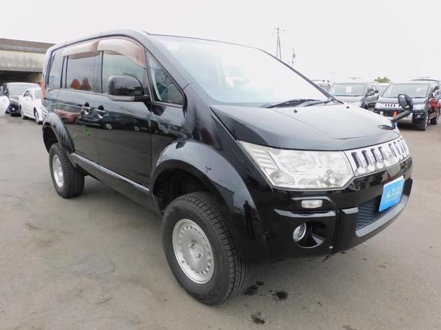 デリカD:5 G パワーパッケージ リフトアップ 両側パワースライドドア 社外アルミ クルーズコントロール パドルシフト 社外ナビ地デジTV バックカメラ ETC 社外マフラー オーバーフェンダー インテリジェントキー HID(41枚目)