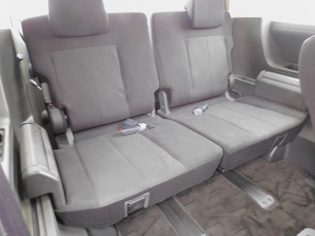 デリカＤ：５ Ｇ　プレミアム　ロックフォードサラウンド　両側パワースライドドア　リアパワーゲート　純正アルミホイール　クルーズコントロール　パドルシフト　シートヒーター　前席パワーシート　クルコン　パドルシフト　ＥＴＣ　スマート（10枚目）