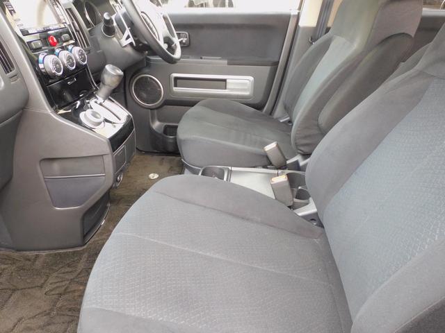 デリカＤ：５ Ｇ　プレミアム　ロックフォードサラウンド　両側パワースライドドア　リアパワーゲート　純正アルミホイール　クルーズコントロール　パドルシフト　シートヒーター　前席パワーシート　クルコン　パドルシフト　ＥＴＣ　スマート（15枚目）